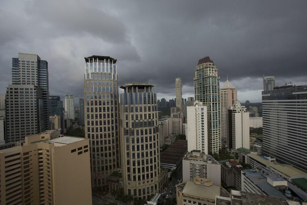 Bsa Suites Makati City Exterior photo