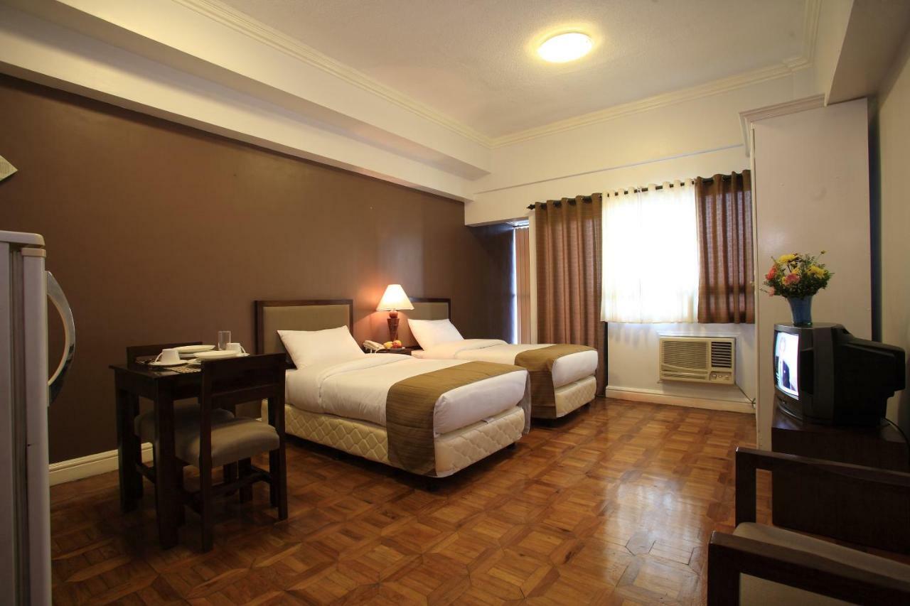 Bsa Suites Makati City Exterior photo
