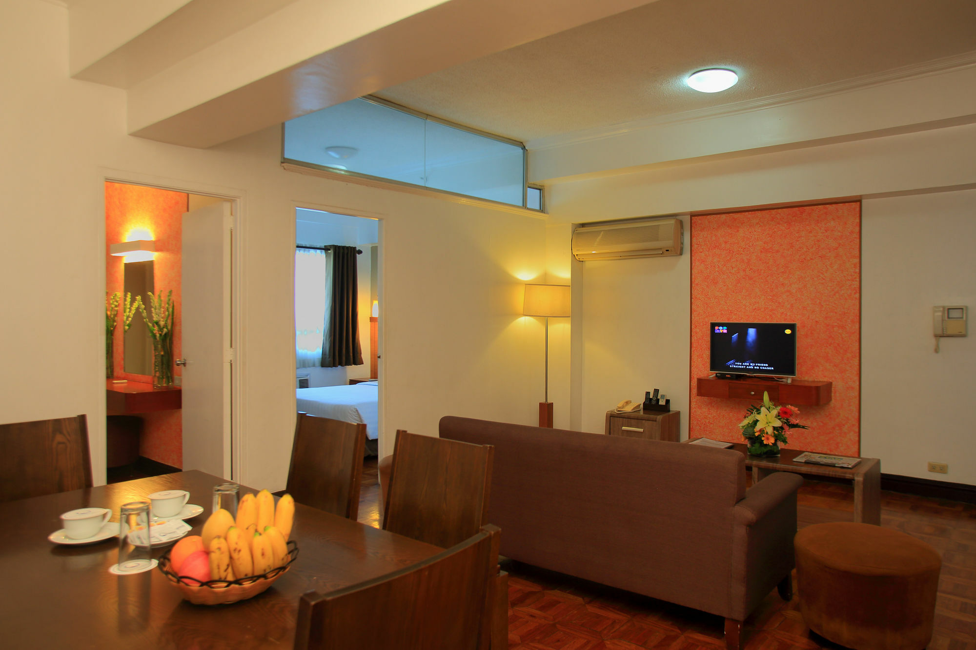 Bsa Suites Makati City Exterior photo