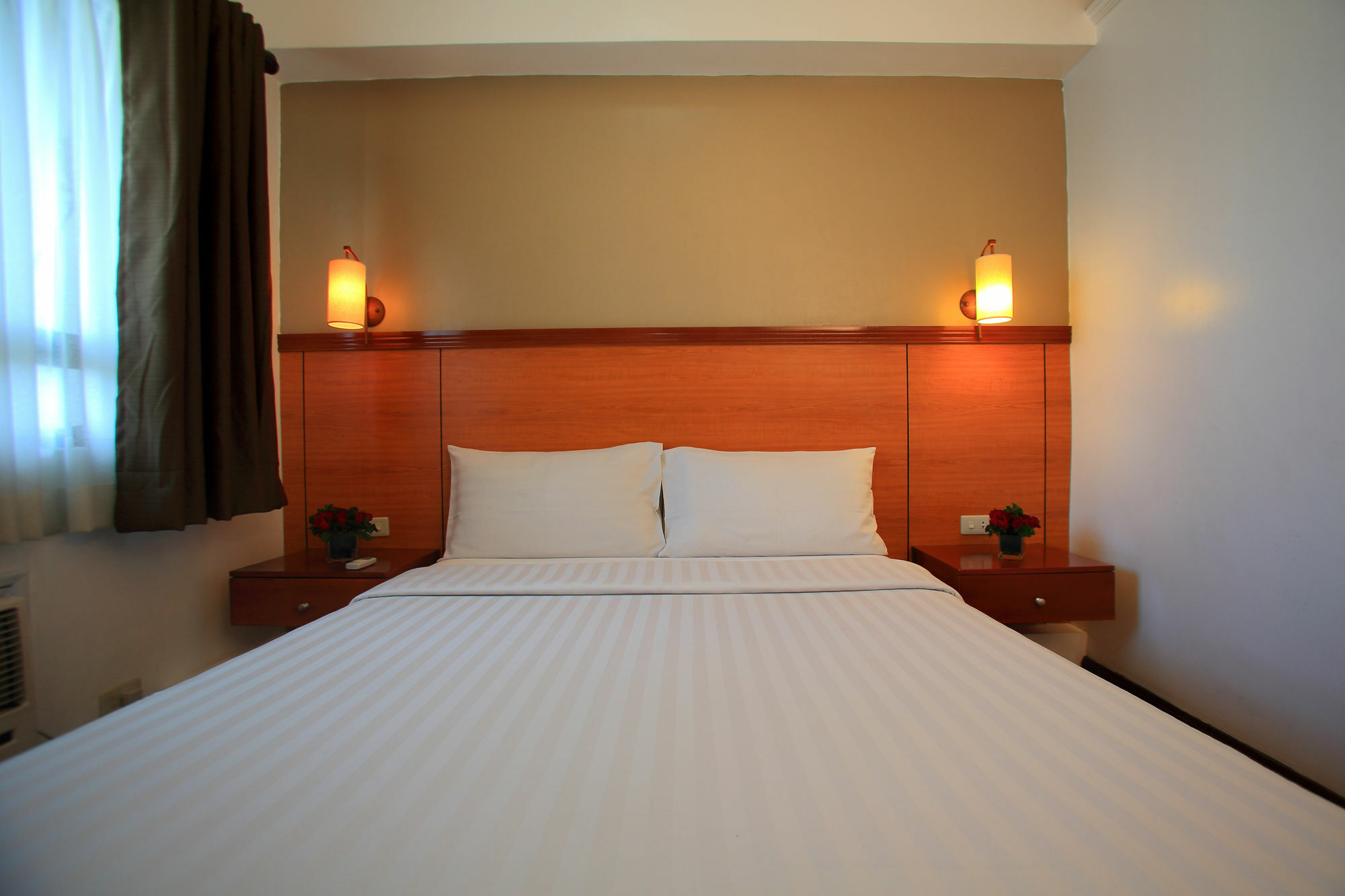 Bsa Suites Makati City Exterior photo